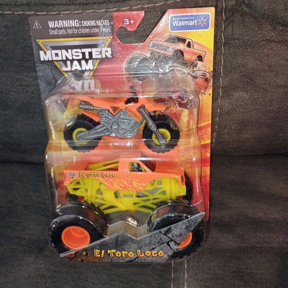 Monster Jam 2026 Sparkle Smash, El Toro Loco and Megalodon trucks wit motorcycle
